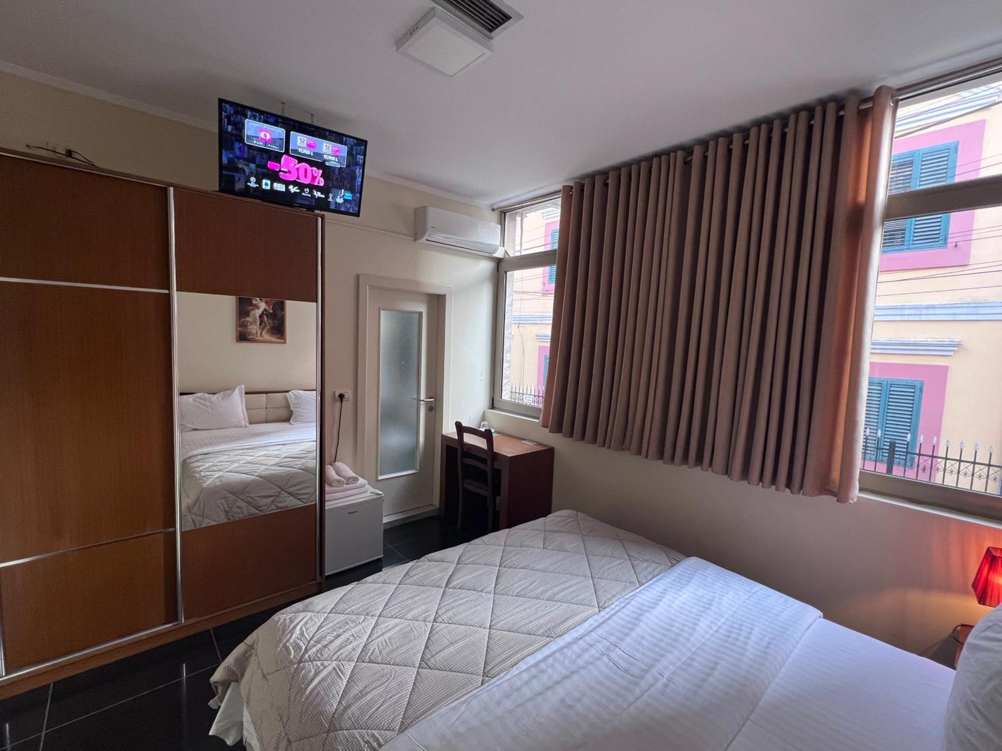 Bobi Hotel Shkodra Exterior foto