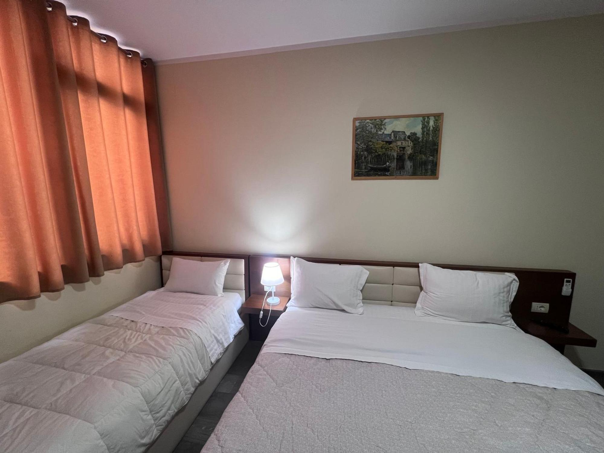 Bobi Hotel Shkodra Exterior foto
